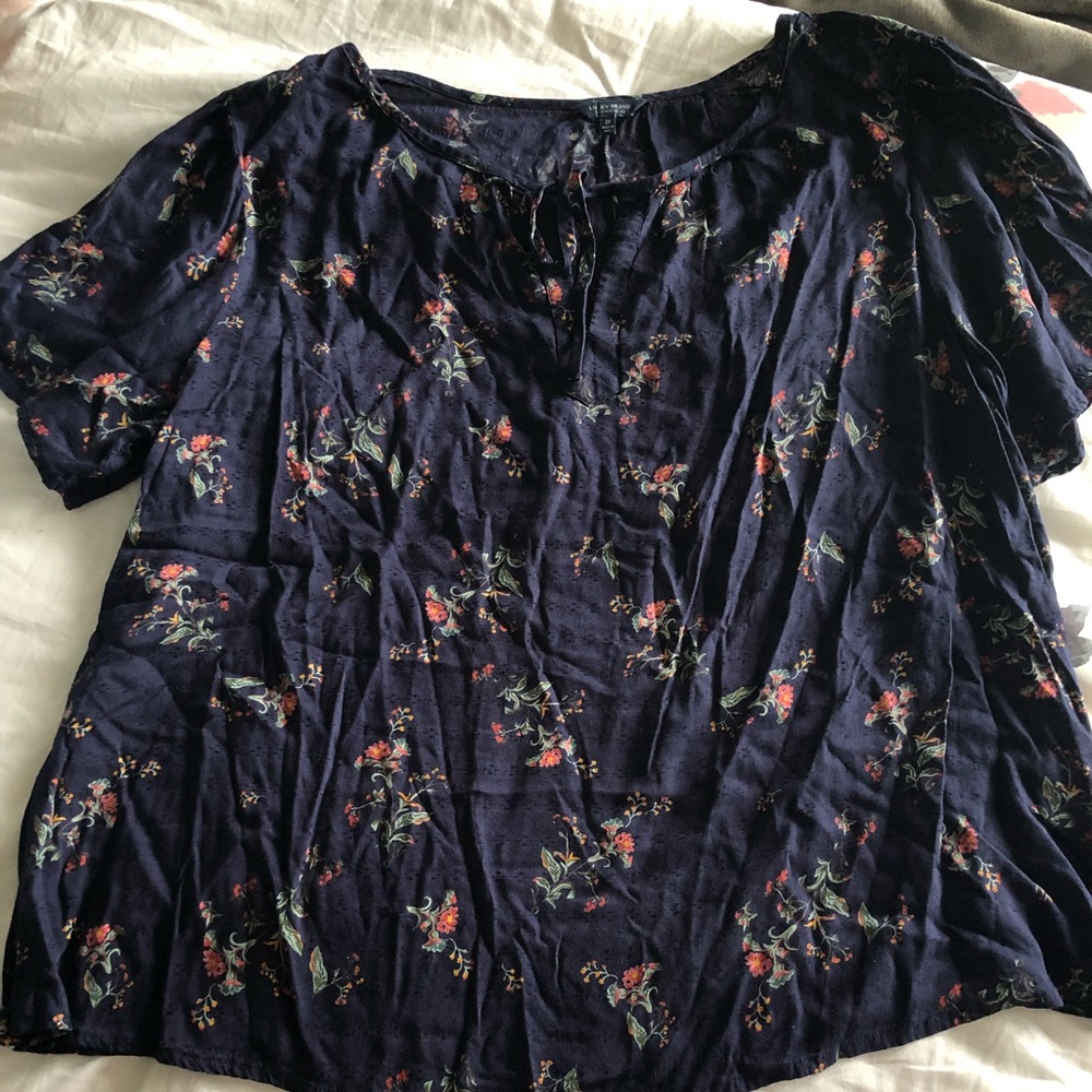 Beautiful Lucky 🍀 Brand Top